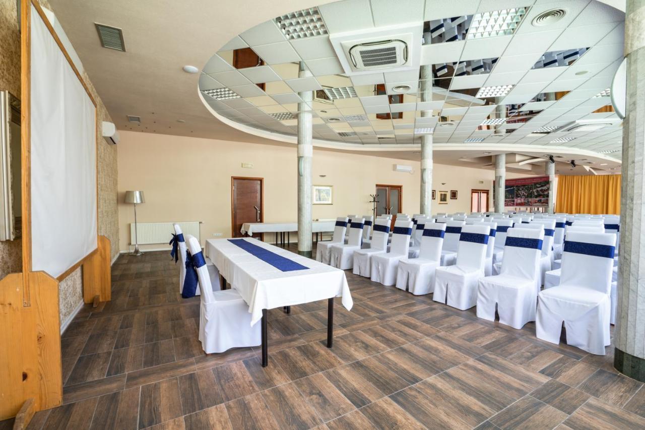 Park Hotel Bihać Eksteriør bilde