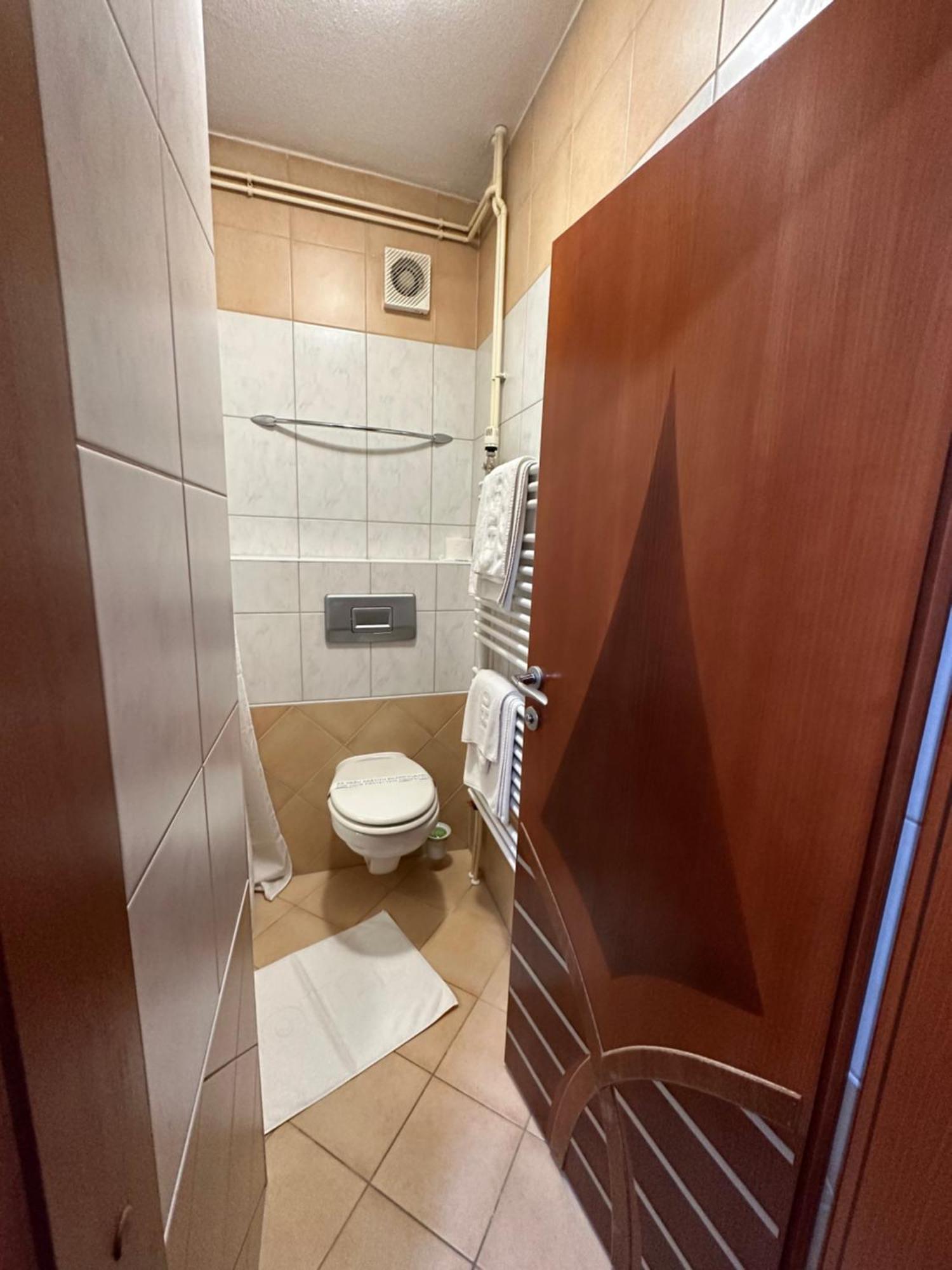 Park Hotel Bihać Eksteriør bilde