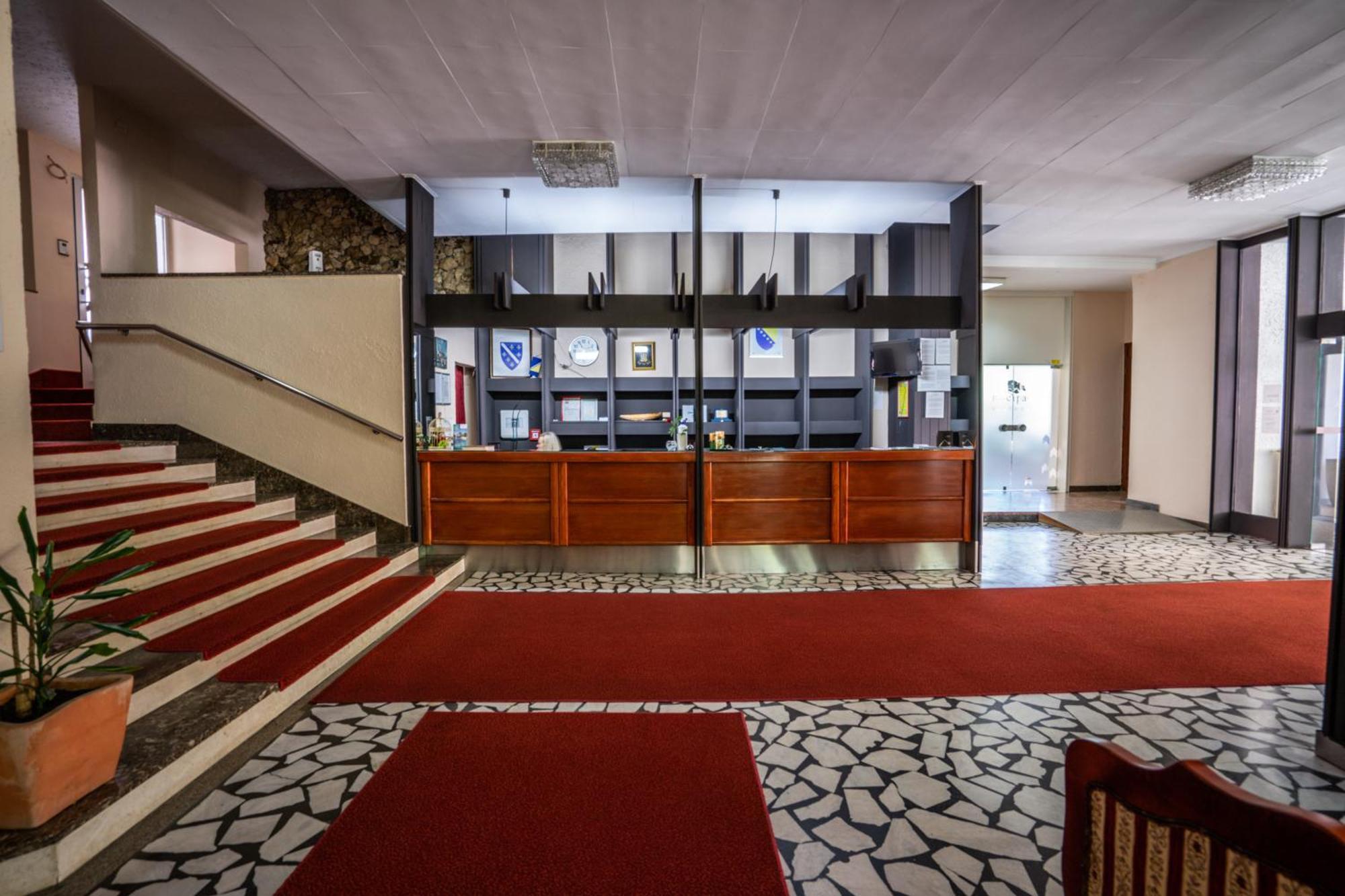 Park Hotel Bihać Eksteriør bilde