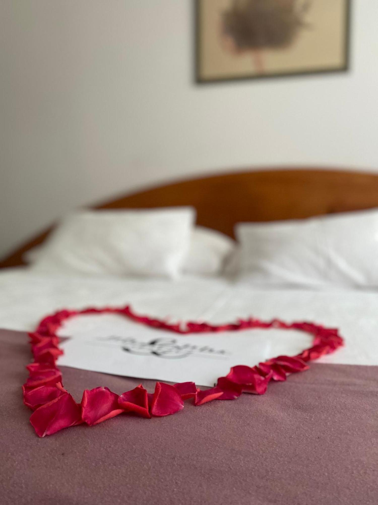 Park Hotel Bihać Eksteriør bilde