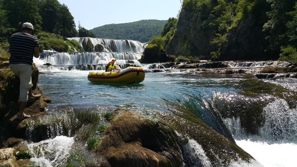Park Hotel Bihać Eksteriør bilde
