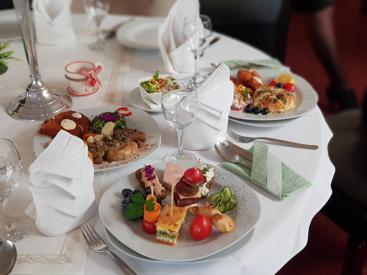 Park Hotel Bihać Eksteriør bilde